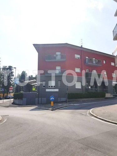 Torre Boldone Centralissimo Magazzino