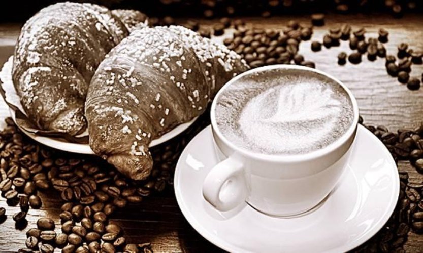 Bar caffetteria aperitivi Monza