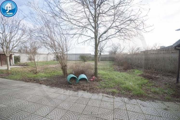 AREA EDIFICABILE Albuzzano