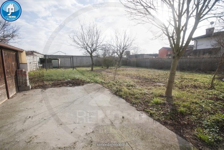 AREA EDIFICABILE Albuzzano