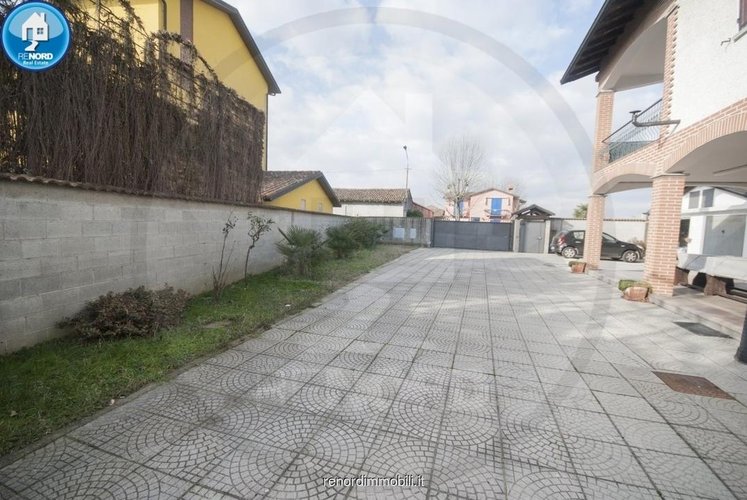 AREA EDIFICABILE Albuzzano