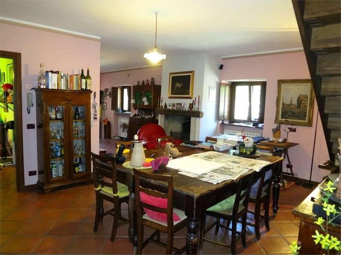 Porzione di casa indipendente con ampio box Cenate Sotto