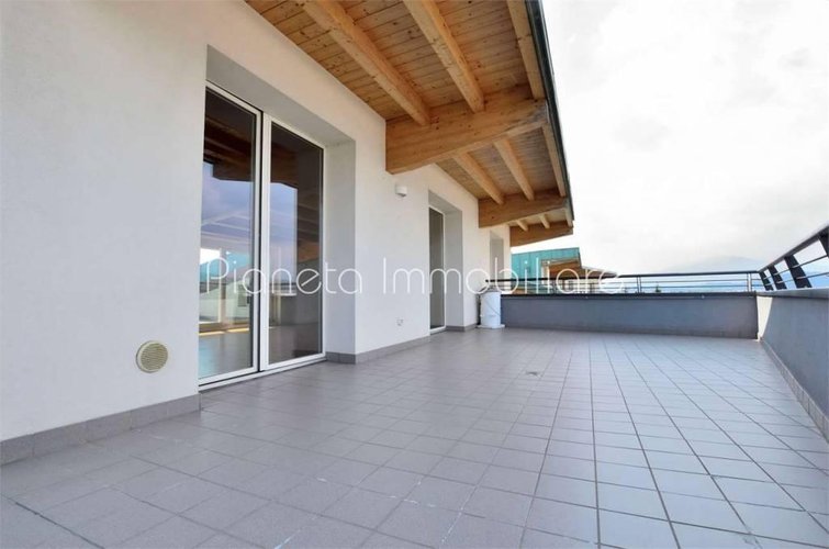 ATTICO - QUADRILOCALE con TERRAZZI VIVIBILI Bergamo