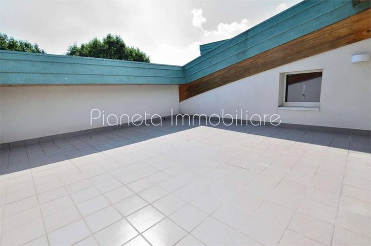 ATTICO - QUADRILOCALE con TERRAZZI VIVIBILI Bergamo