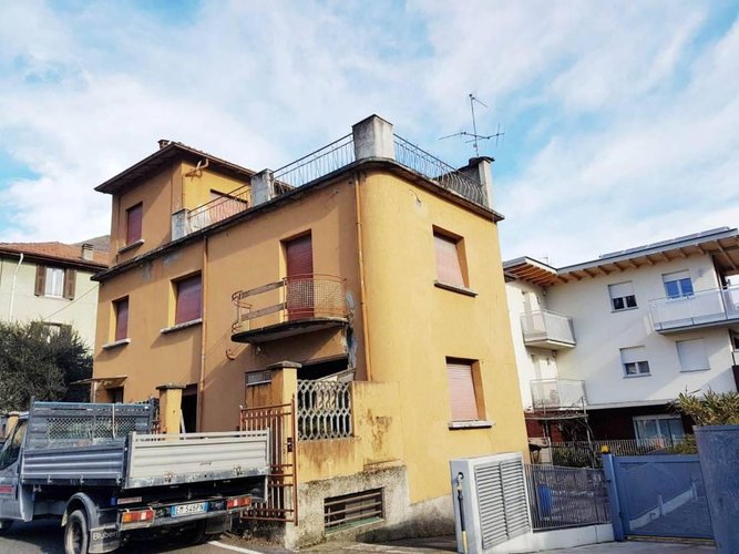 PORZIONE CIELO TERRA ALBINO Albino