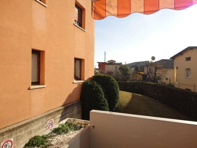 BERGAMO Conca Fiorita , bilocale,cucina abitabile,box Bergamo