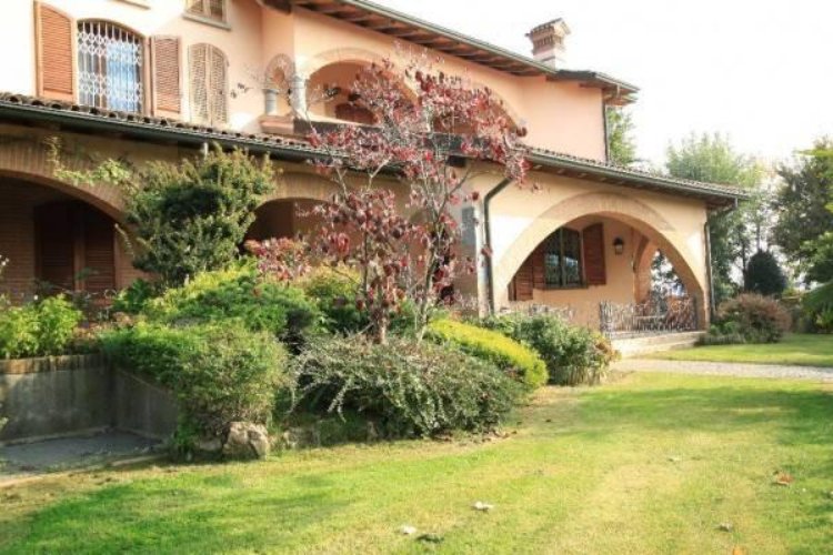 Stabile Pontirolo Nuovo