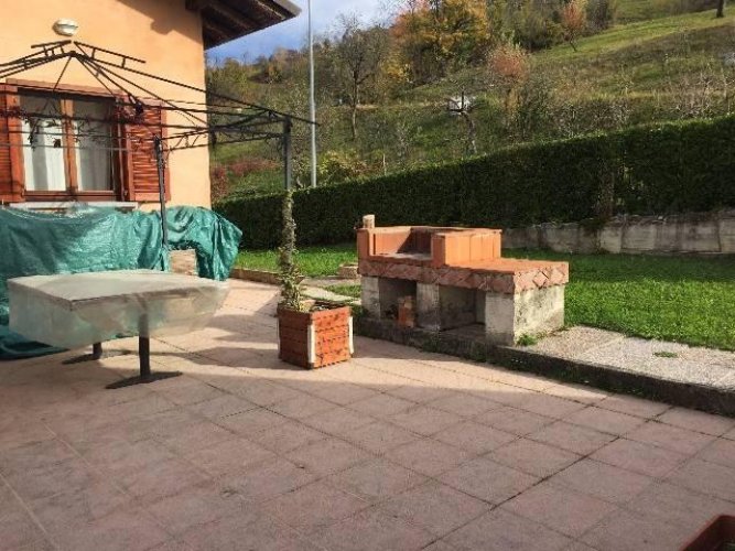 SOLUZIONE INVIDIABILE E POSIZIONE SPETTACOLARE!! San Giovanni Bianco