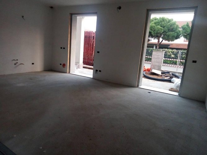 trilocale con giardino in zona esclusiva Vaprio d'Adda