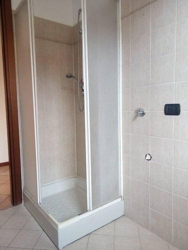 luminoso bilocale con balcone Basiano