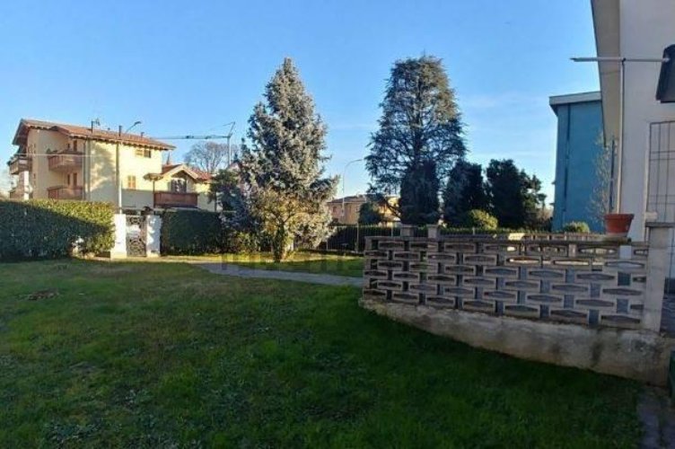 Villa singola su unico livello Gessate