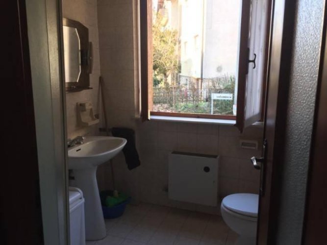 CENTRALINISSIMO E SERVITO DA TUTTO! ASSOLUTAMENTE DA VEDERE! Zogno