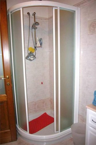 CASETTA SINGOLA ristrutturata ed arredata Roncola