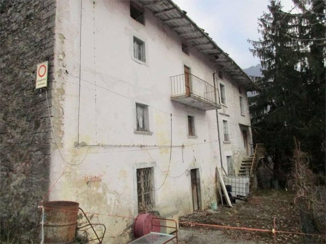 TERRENO AGRICOLO di 3 ettari più 1 ettaro di BOSCO Rota d'Imagna