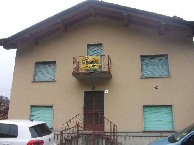 Casa indipendente Oltre il Colle