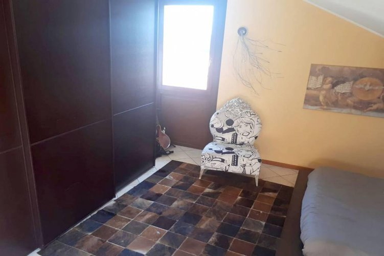 AMPIO BILOCALE ULTIMO PIANO Basiano