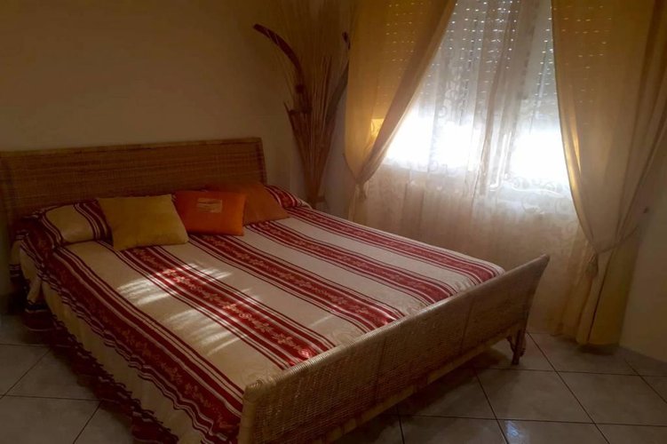 TRE LOCALI CUCINA ABITABILE E DOPPI SERVIZI Carugate