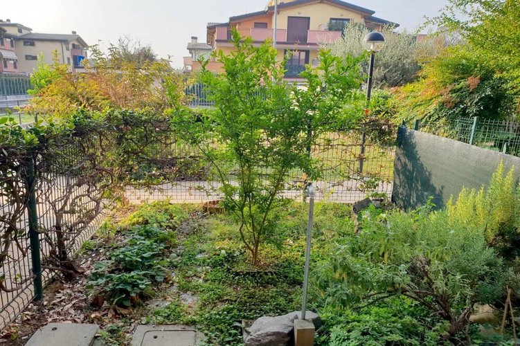 BILOCALE CON GIARDINO -LIBERO SUBITO- Roncello