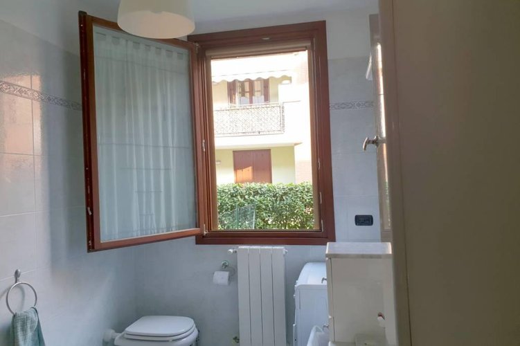 BILOCALE CON GIARDINO -LIBERO SUBITO- Roncello