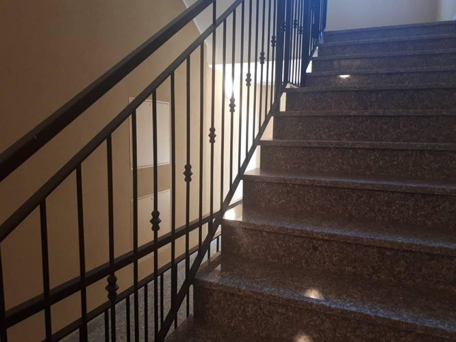 TRE LOCALI IN CLASSE "A" CON GIARDINO E TAVERNA Carugate