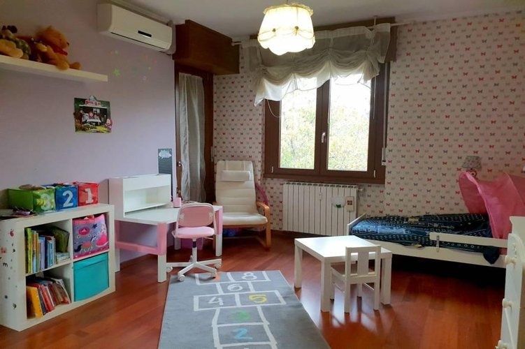 AMPIO TRE LOCALI ULTIMO PIANO Basiano