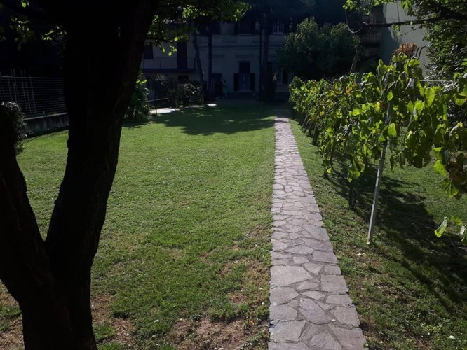 SPLENDIDA SOLUZIONE UNICA NEL SUO GENERE Cambiago