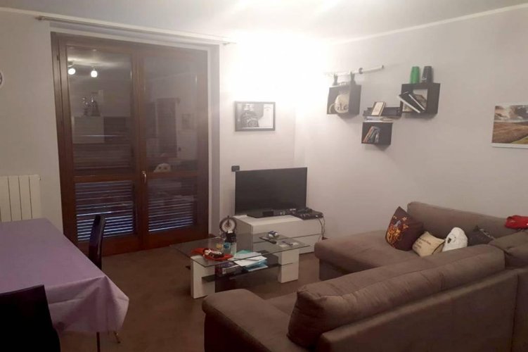 BILOCALE CON TERRAZZO Grezzago