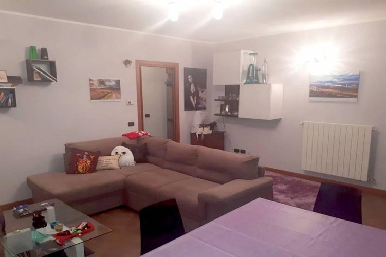 BILOCALE CON TERRAZZO Grezzago