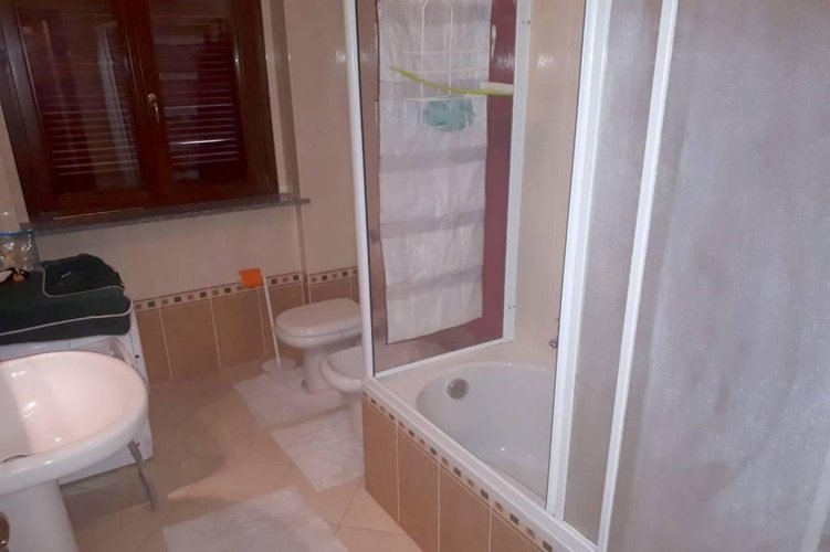 BILOCALE CON TERRAZZO Grezzago