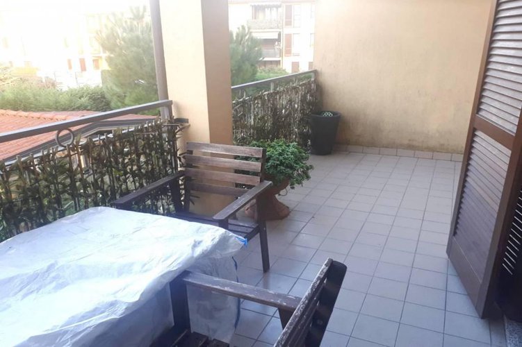 TRE LOCALI CON TERRAZZO E DOPPI SERVIZI Missaglia