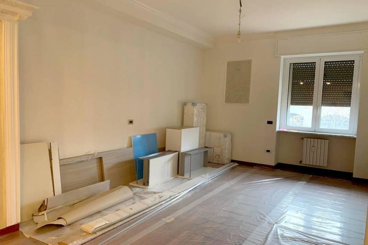 QUADRILOCALE COMPLETAMENTE RISTRUTTURATO Milano