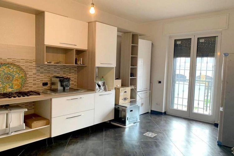 QUADRILOCALE COMPLETAMENTE RISTRUTTURATO Milano