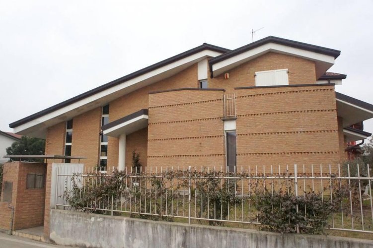 PRESTIGIOSA VILLA SINGOLA Carugate