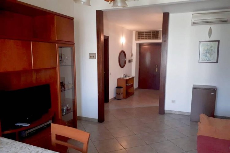 TRE LOCALI - ULTIMO PIANO!! Carugate