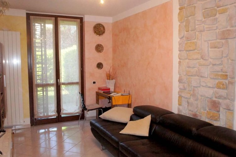 TRE LOCALI CON GIARDINO PRIVATO Pioltello