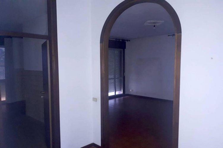 AMPIO QUATTRO LOCALI IN CENTRO PAESE Gorgonzola