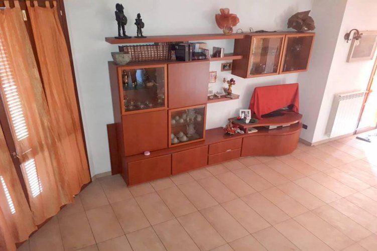 VILLETTA TERRA-CIELO IN CONTESTO RESIDENZIALE Masate