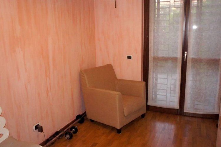 TRE LOCALI CON GIARDINO PRIVATO Pioltello