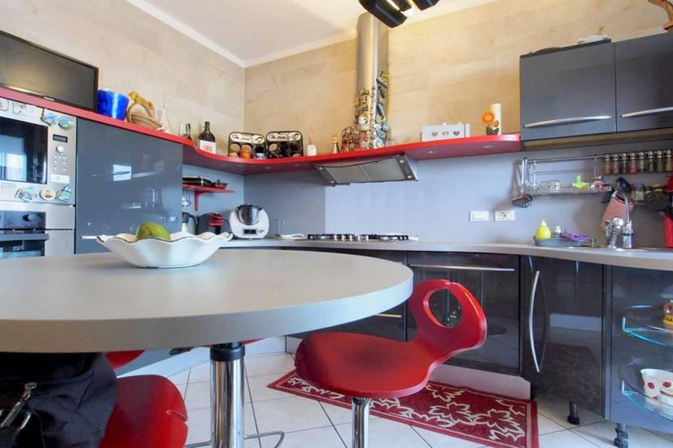 SPLENDIDO TRILOCALE ADIACENTE MM MARELLI Sesto San Giovanni