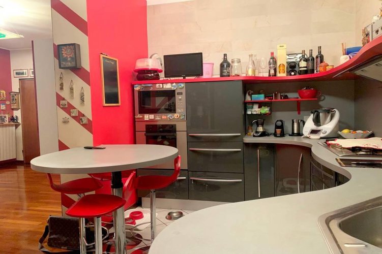 SPLENDIDO TRILOCALE ADIACENTE MM MARELLI Sesto San Giovanni