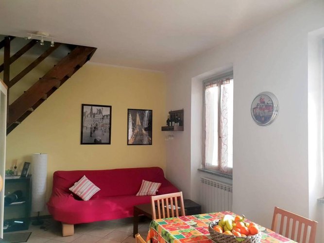 BILOCALE SU DUE LIVELLI Masate