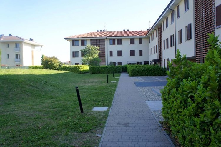 TRE LOCALI CON GIARDINO PRIVATO Pioltello