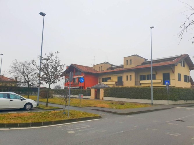 TRE LOCALI DUPLEX CON VISTA PANORAMICA Gessate