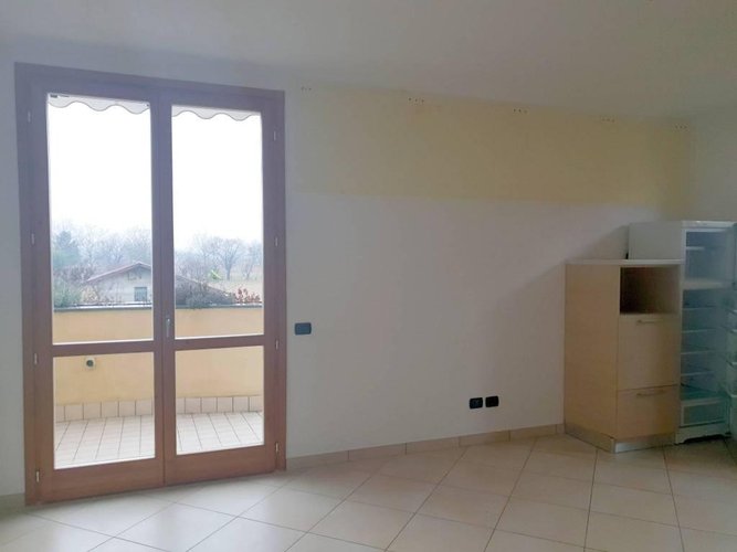 TRE LOCALI DUPLEX CON VISTA PANORAMICA Gessate
