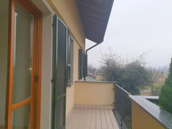 TRE LOCALI DUPLEX CON VISTA PANORAMICA Gessate