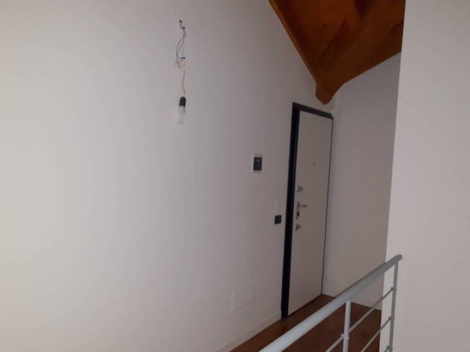 TRE LOCALI DUPLEX CON VISTA PANORAMICA Gessate