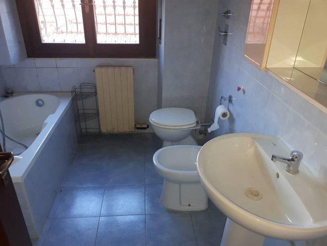 AMPIO APPARTAMENTO IN VILLA Bussero