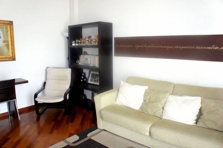 TRE LOCALI IN CENTRO PAESE Carugate