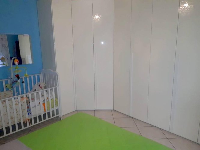 TRE LOCALI ULTIMO PIANO Mezzago