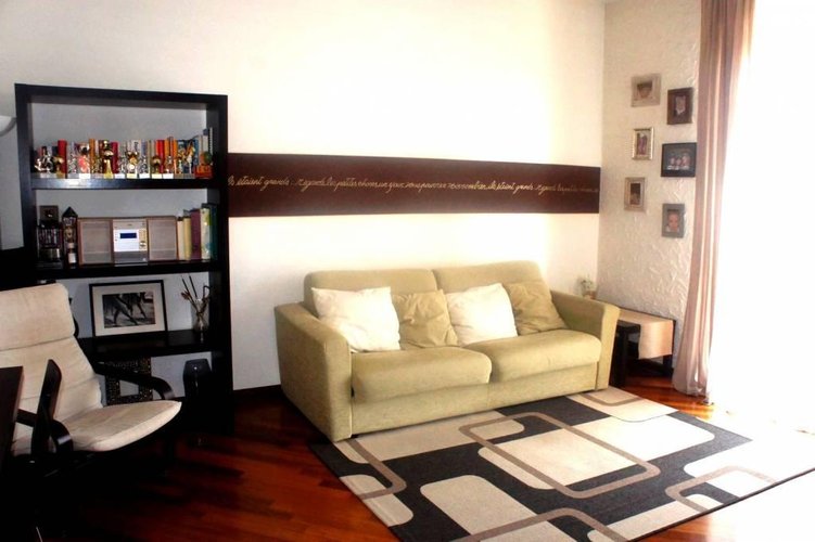 TRE LOCALI IN CENTRO PAESE Carugate